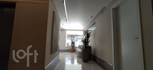 Image 33 - 923226