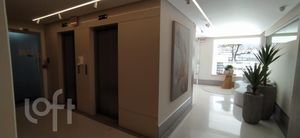 Image 32 - 923226
