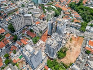 Image 24 - 923238