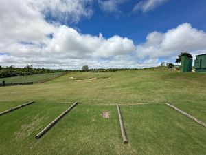 Image 10 - 923260