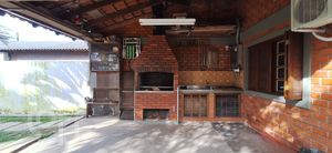 Image 3 - 923272