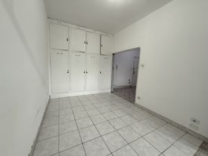 Image 4 - 923274