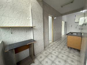 Image 7 - 923274