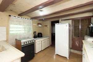 Image 17 - 923292
