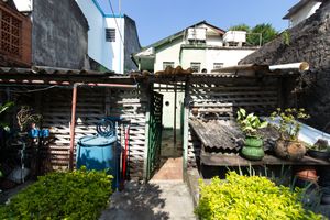 Image 22 - 923292