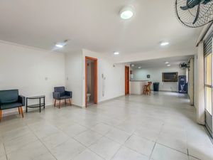 Image 32 - 923302