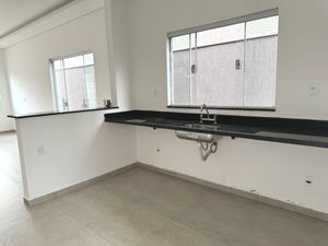 Image 19 - 923311