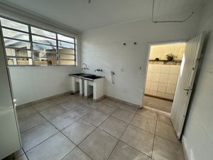 Image 26 - 923340