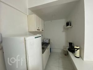 Image 11 - 923346
