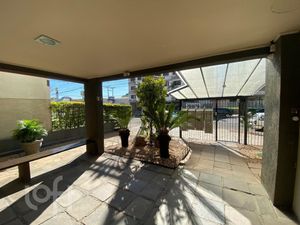 Image 24 - 923346
