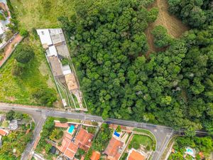 Image 1 - 923363