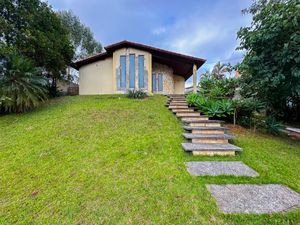Image 3 - 923430