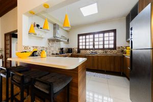 Image 9 - 923430