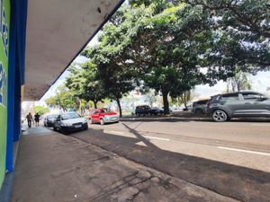 Image 62 - 923432
