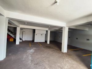 Image 41 - 923432