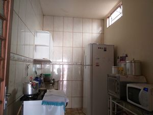 Image 23 - 923437