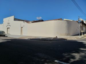 Image 3 - 923437