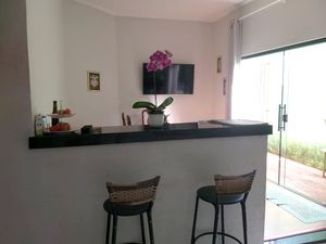 Image 19 - 923438
