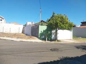 Image 7 - 923438