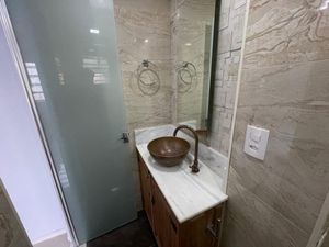 Image 19 - 923446