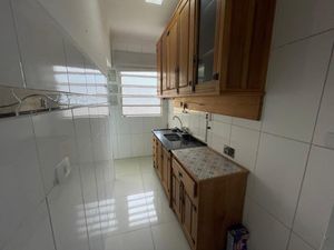 Image 21 - 923446