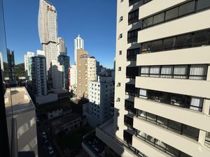 Image 52 - 923465
