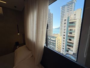 Image 21 - 923465