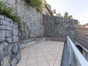 Image 30 - 923469