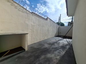 Image 20 - 923470