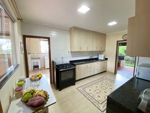 Image 14 - 923471