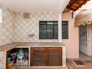 Image 34 - 923472