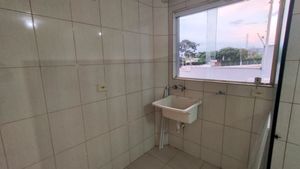 Image 13 - 923474
