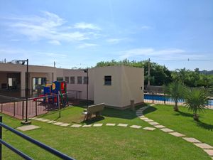 Image 32 - 923476