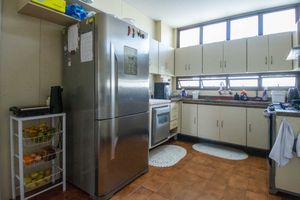 Image 21 - 923485
