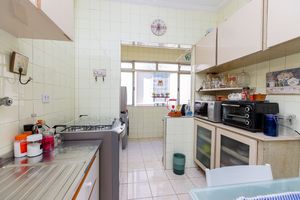 Image 22 - 923491