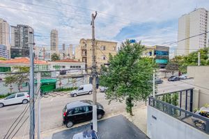 Image 29 - 923495
