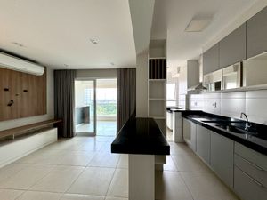 Image 12 - 923503
