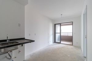 Image 3 - 923505