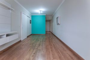 Image 3 - 923506