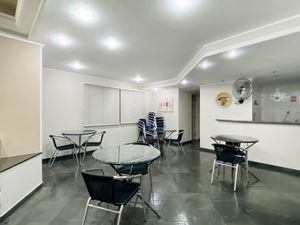 Image 31 - 923508