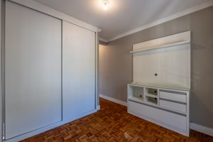 Image 41 - 923515
