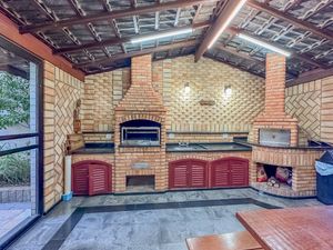 Image 3 - 923517