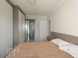 Image 7 - 923521