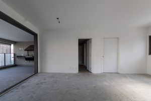 Image 11 - 923523