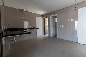 Image 36 - 923523
