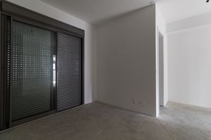 Image 34 - 923523