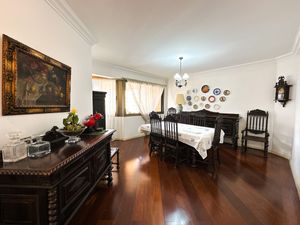 Image 13 - 923531