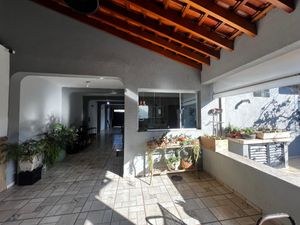 Image 22 - 923533