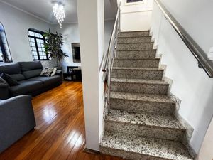 Image 34 - 923533