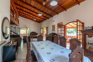 Image 23 - 923534